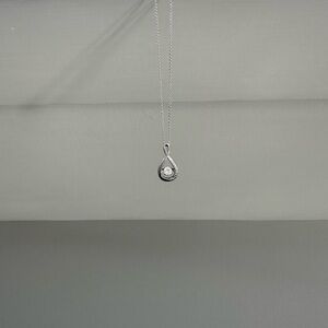Elegant Silver Dancing Diamond Necklace